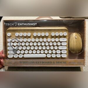 Wireless Keyboard and Mouse Set - Wood and White